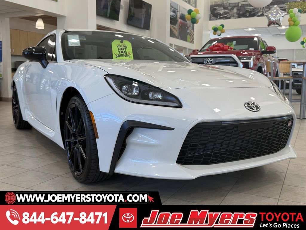 New 2026 Toyota GR86 Premium image 2
