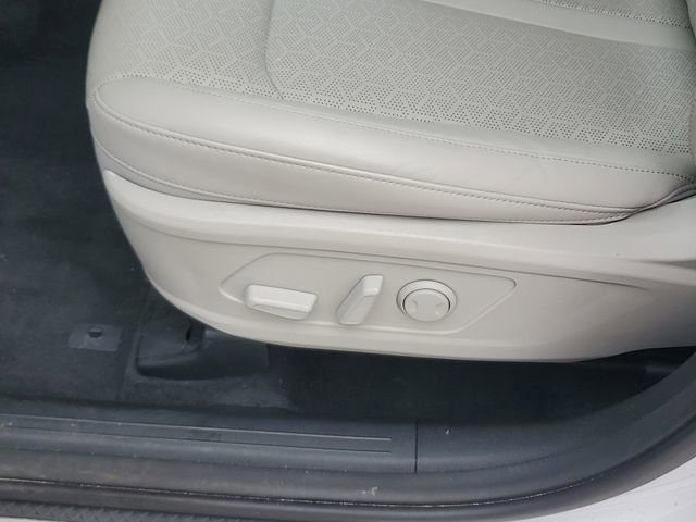 Certified 2023 Kia Sorento SX image 18