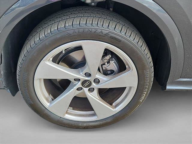 Certified 2025 Audi Q5 Premium Plus w/ Premium Plus image 25