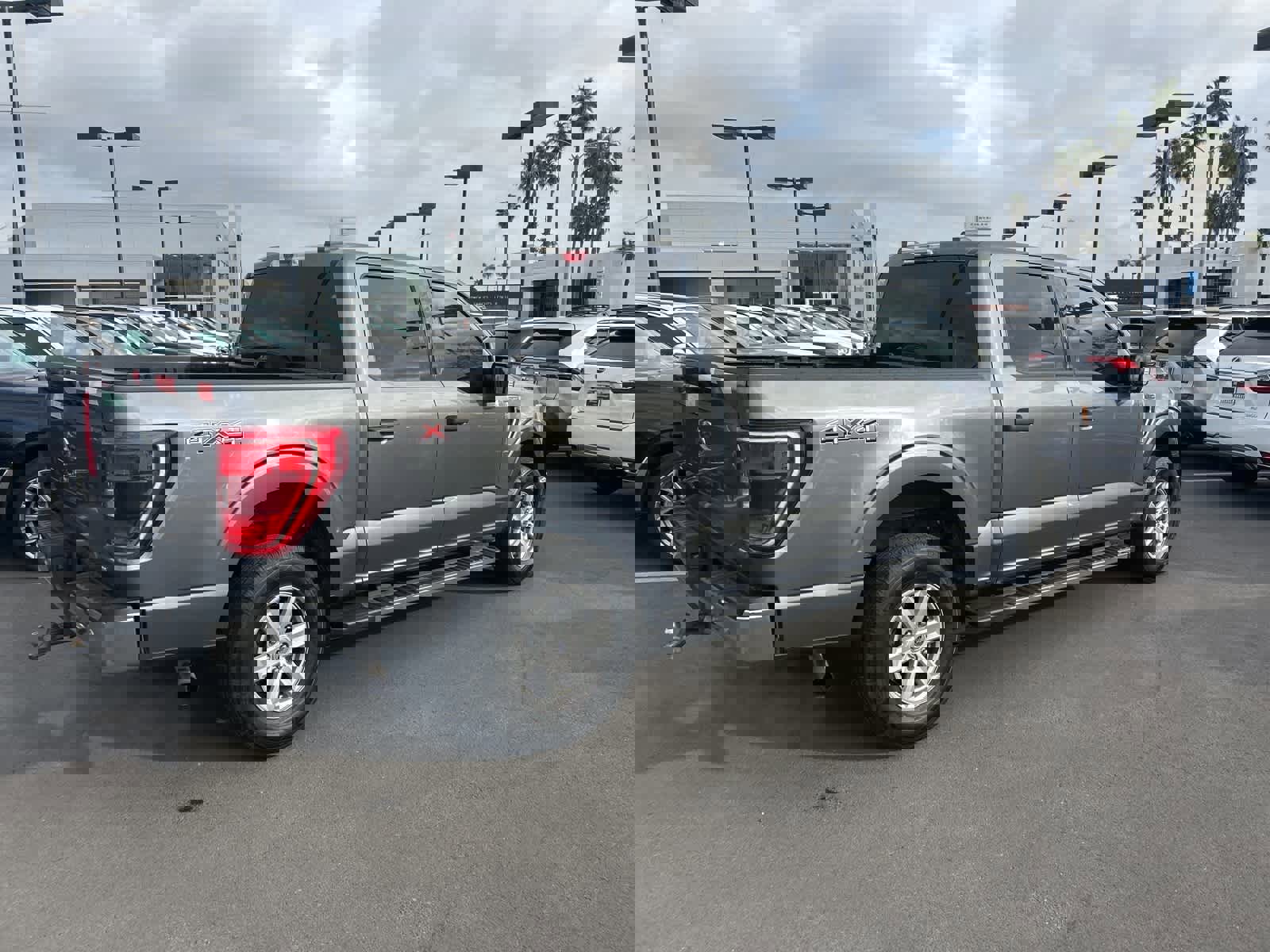 Used 2021 Ford F150 XLT w/ Equipment Group 301A Mid image 8