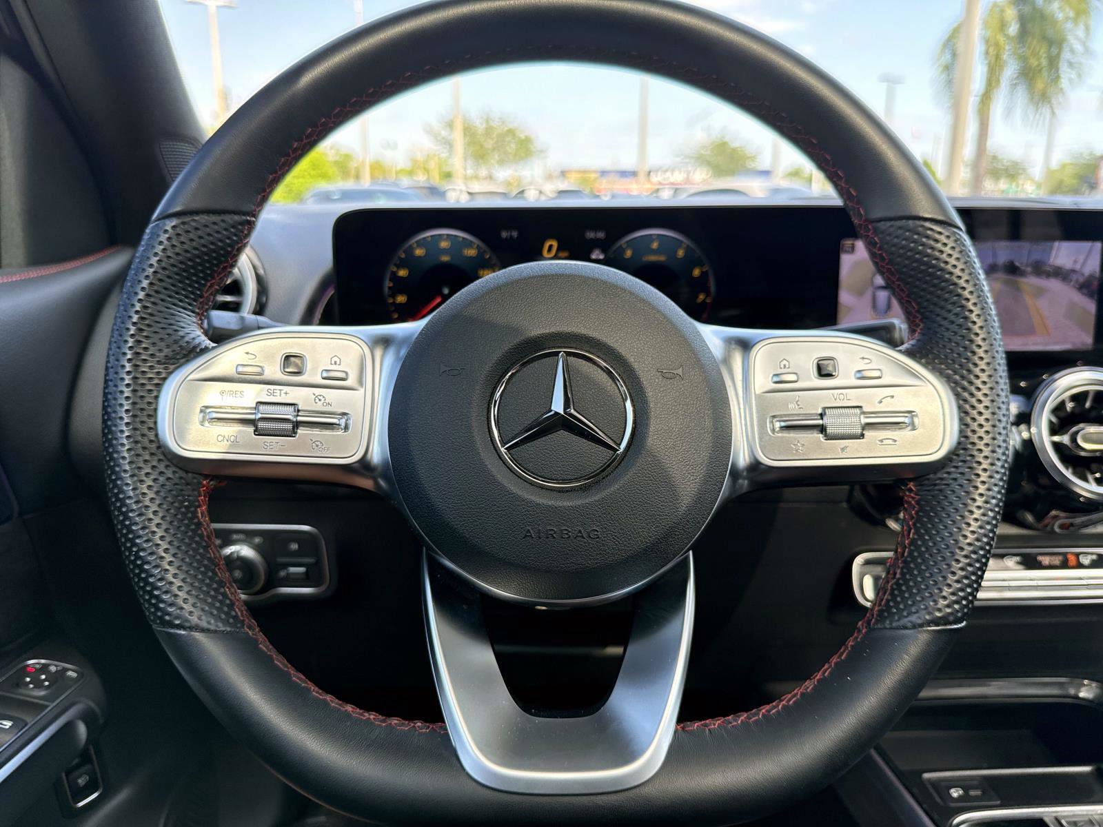 Certified 2023 Mercedes-Benz GLB 250 image 28