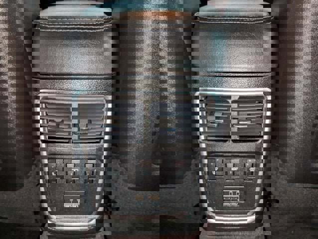 Used 2017 Chrysler 300 C w/ Safetytec Plus Group image 28