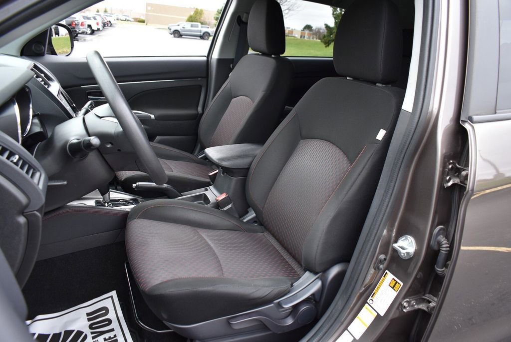 Used 2019 Mitsubishi Outlander Sport ES image 14