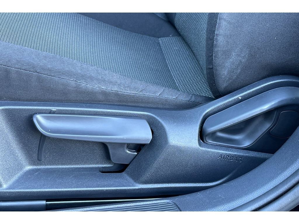 Used 2020 Volkswagen Jetta S w/ Driver Assistance Package image 13