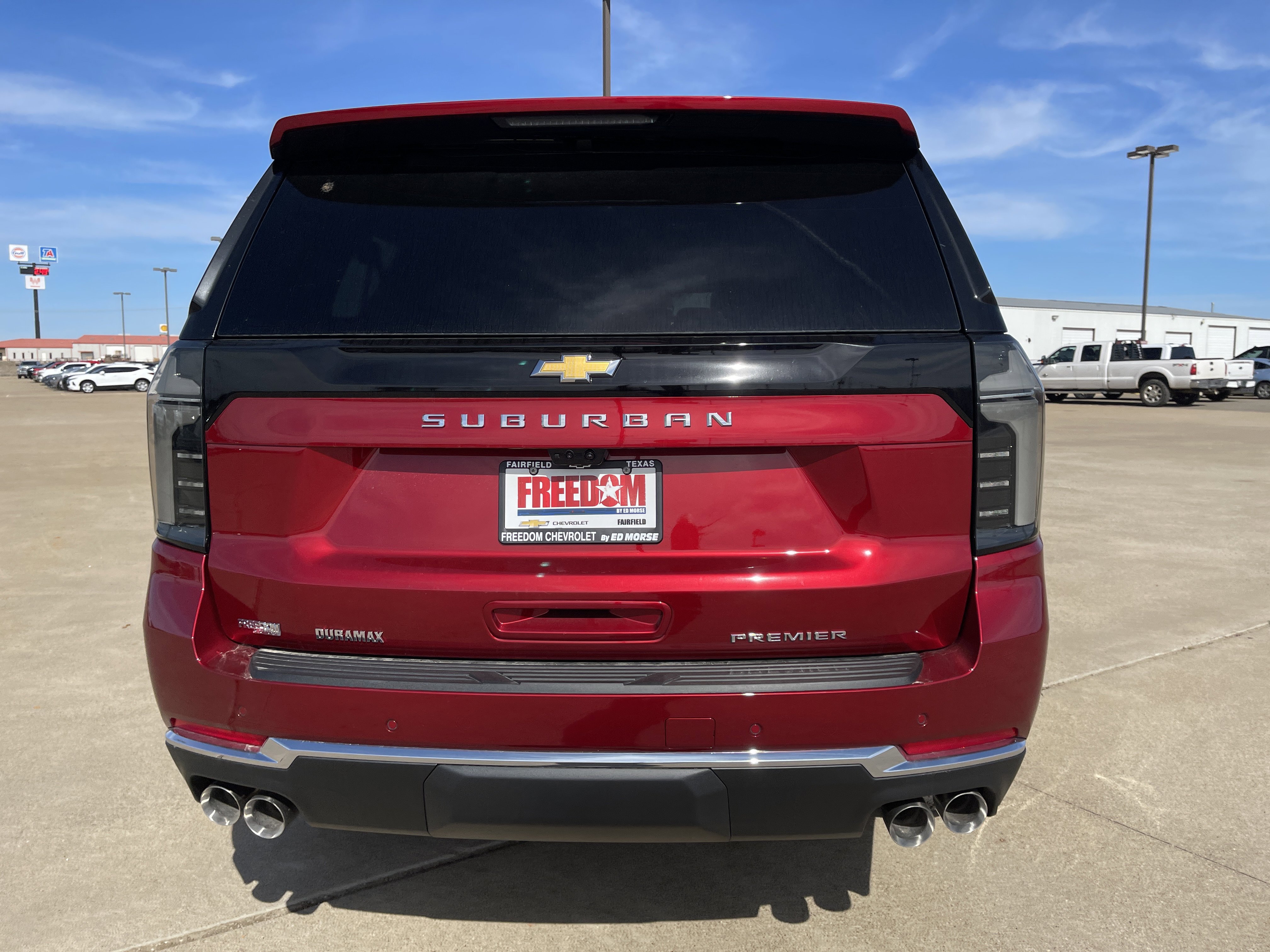 New 2026 Chevrolet Suburban Premier image 5