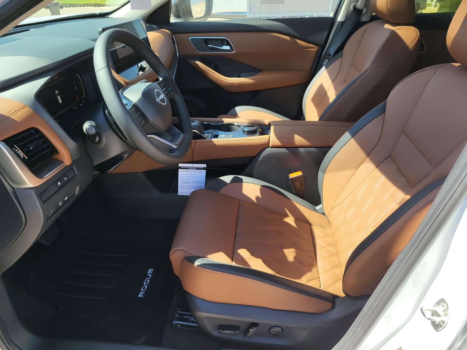 New 2026 Nissan Rogue Platinum image 21