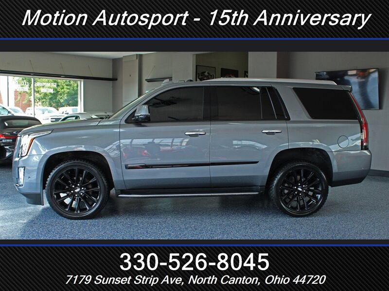 Used 2020 Cadillac Escalade Luxury w/ Escalade Sport Edition AWD/4WD image 5