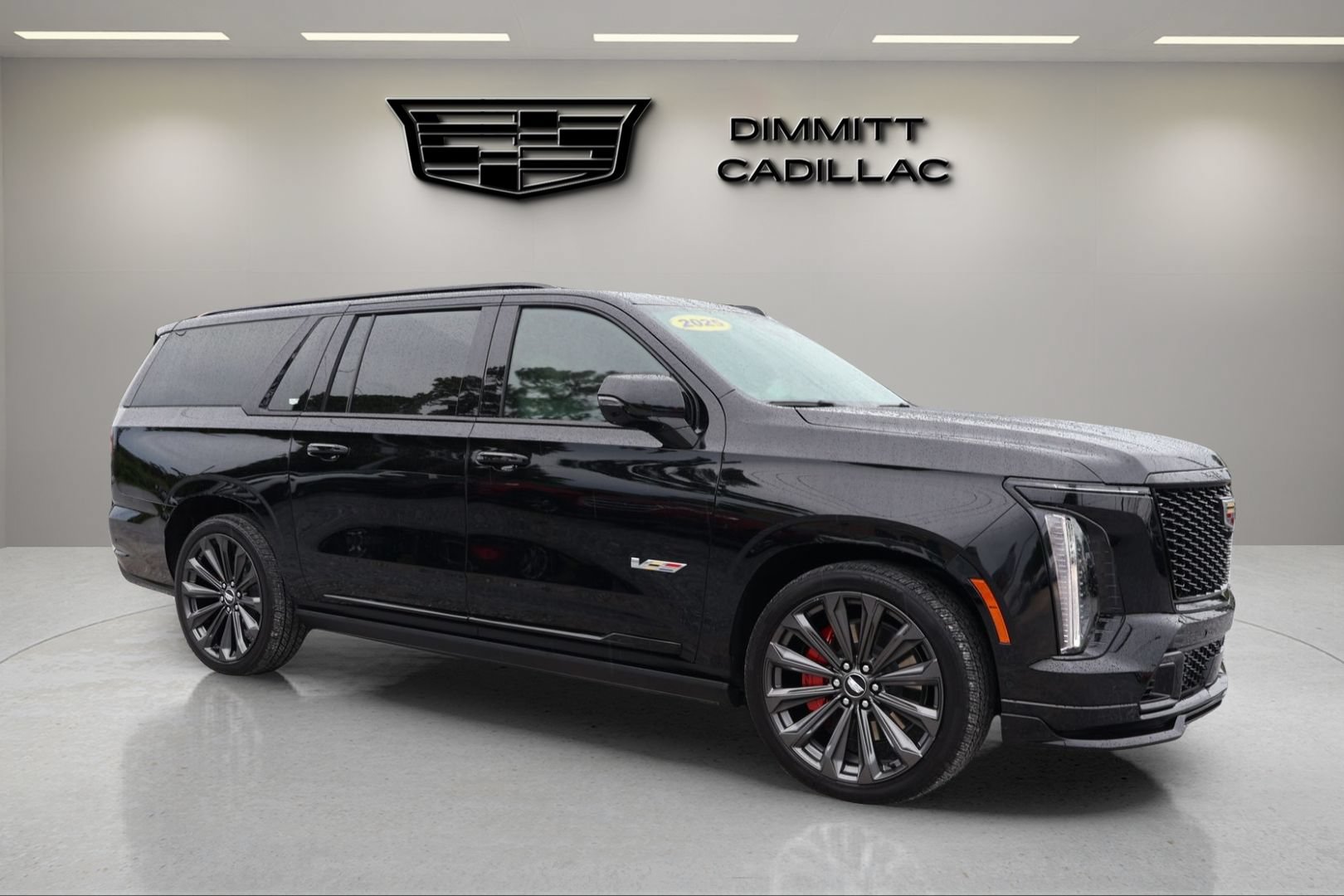 Certified 2025 Cadillac Escalade ESV V AWD/4WD image 3