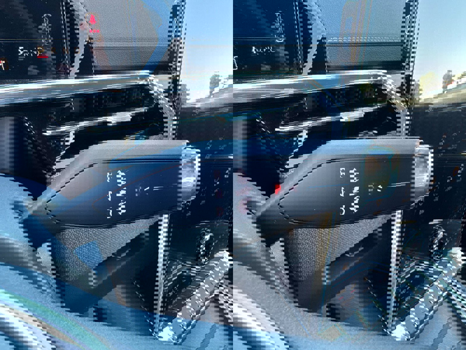 Used 2026 GMC Sierra EV Elevation image 33