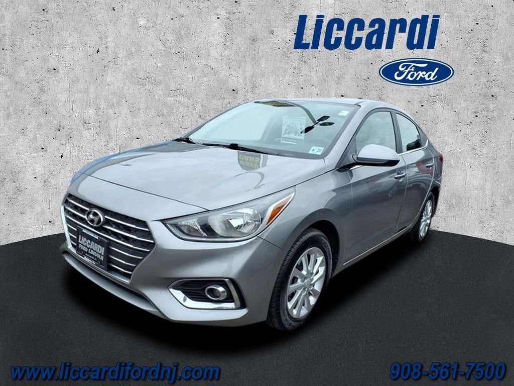 Used 2022 Hyundai Accent SEL image 3