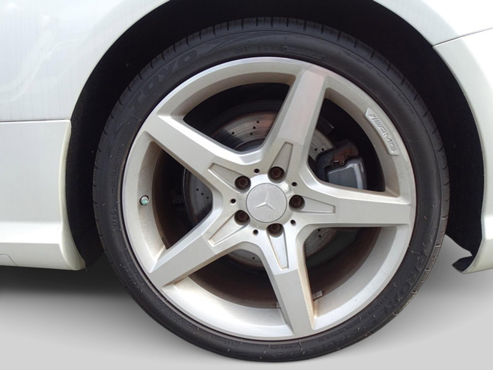 Used 2013 Mercedes-Benz SL 550 image 6