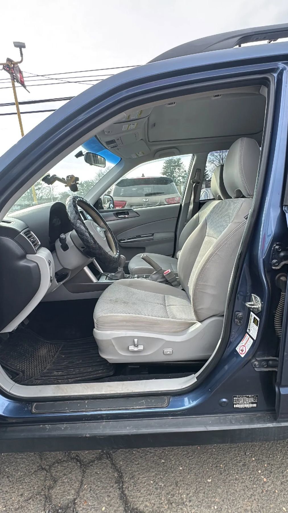 Used 2013 Subaru Forester 2.5X Premium w/ Plus Pkg image 11