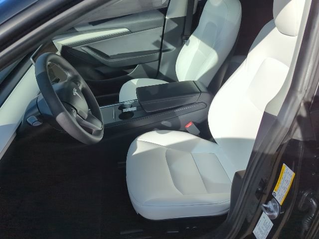 Used 2022 Tesla Model 3 Performance image 14
