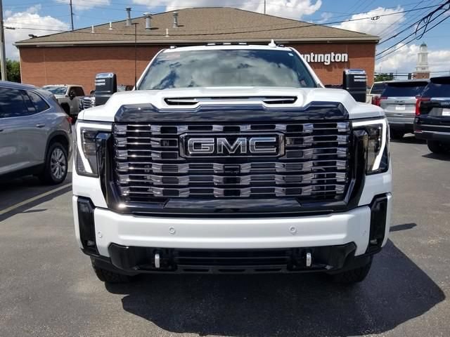 New 2026 GMC Sierra 2500 Denali Ultimate AWD/4WD image 2