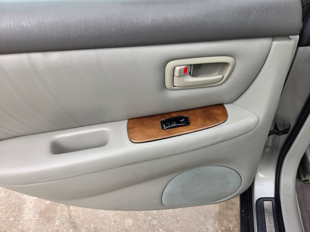 Used 2000 Lexus ES 330 w/ Lexus Value Pkg FWD image 22