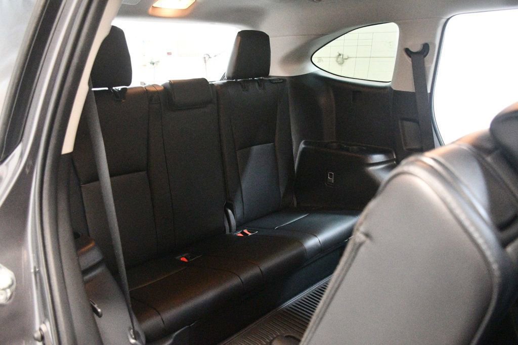 Used 2022 Toyota Highlander Limited AWD/4WD image 39