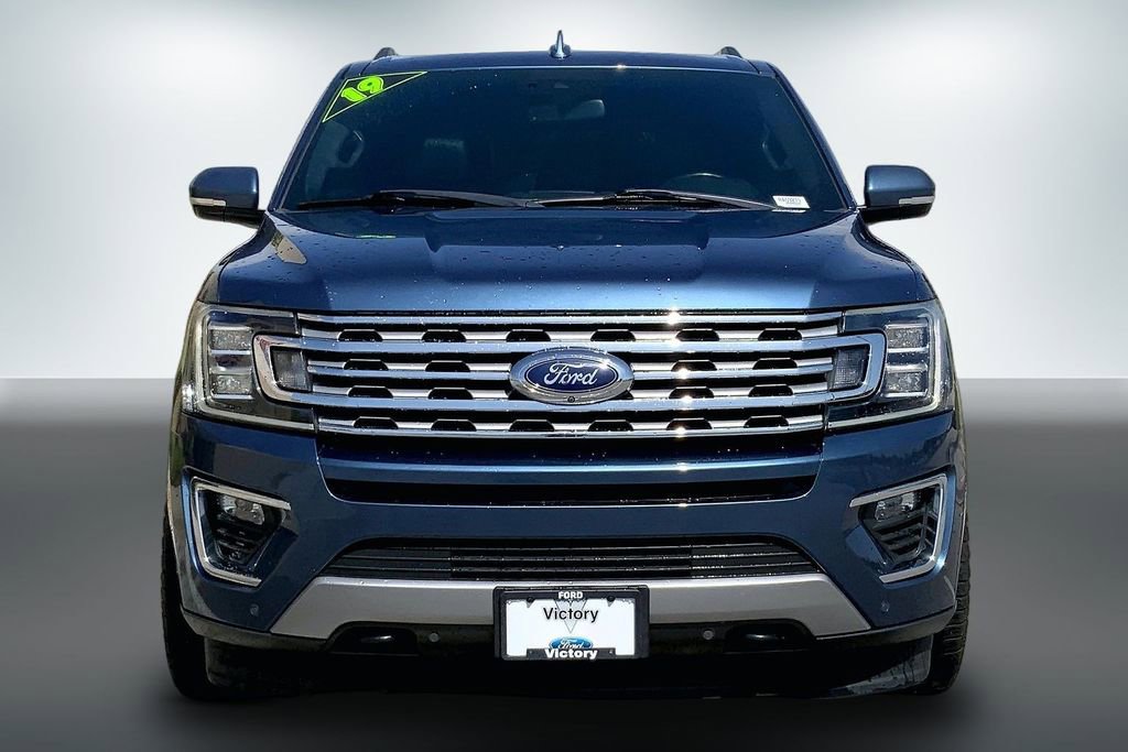 Used 2019 Ford Expedition Limited w/ Equipment Group 302A AWD/4WD image 3
