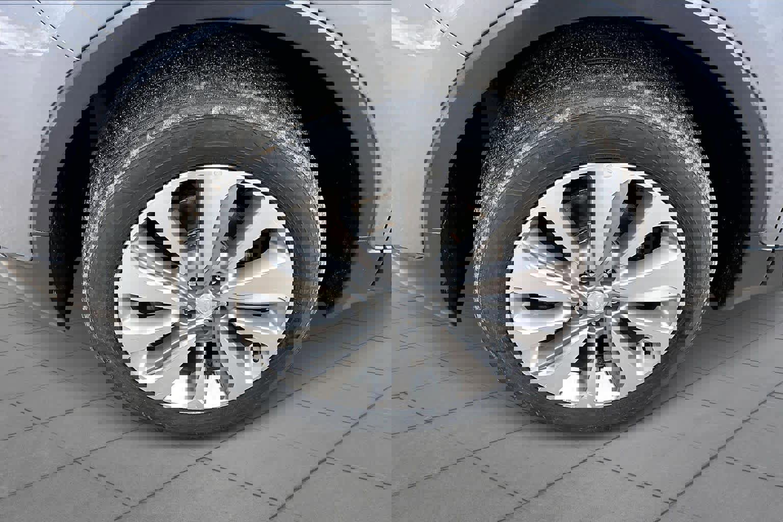 Used 2019 Buick Encore Preferred image 11