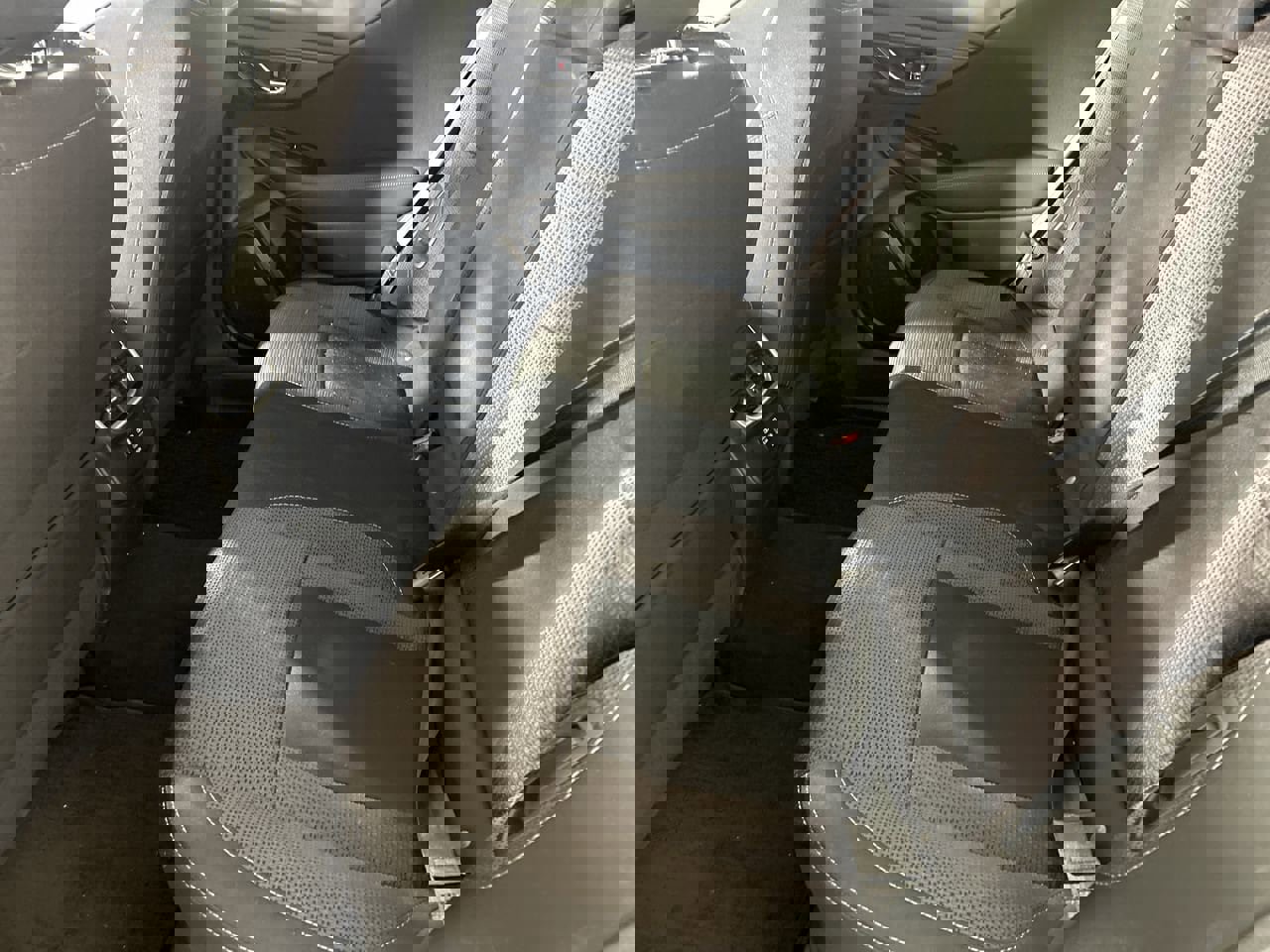 Used 2025 Subaru Outback Premium image 22