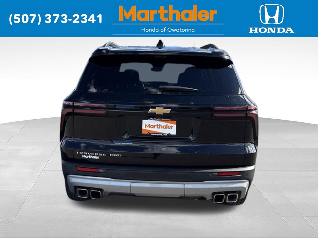 Used 2026 Chevrolet Traverse LT w/ Driver Confidence Package AWD/4WD image 4