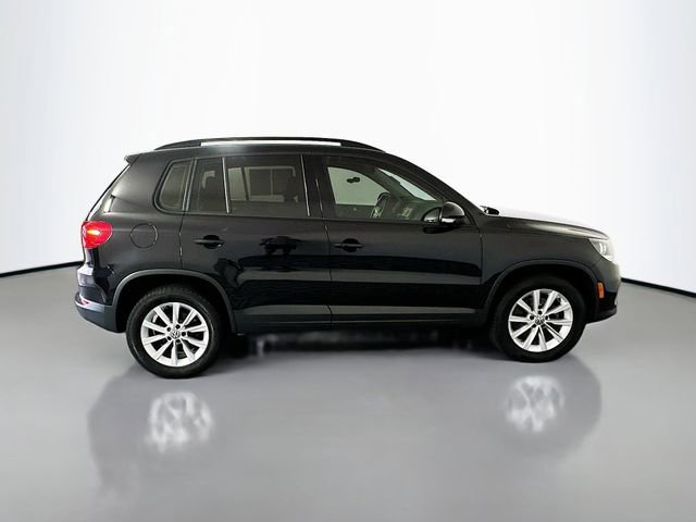 Used 2017 Volkswagen Tiguan Limited w/ Premium Package image 8
