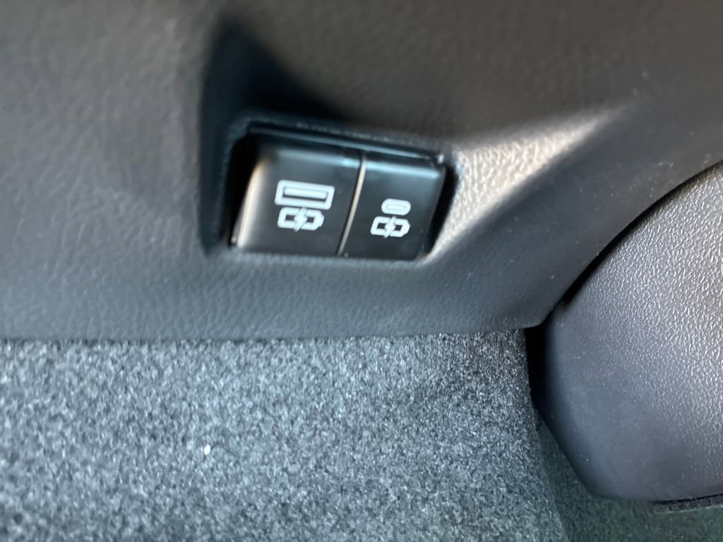 New 2026 Toyota Camry SE image 28