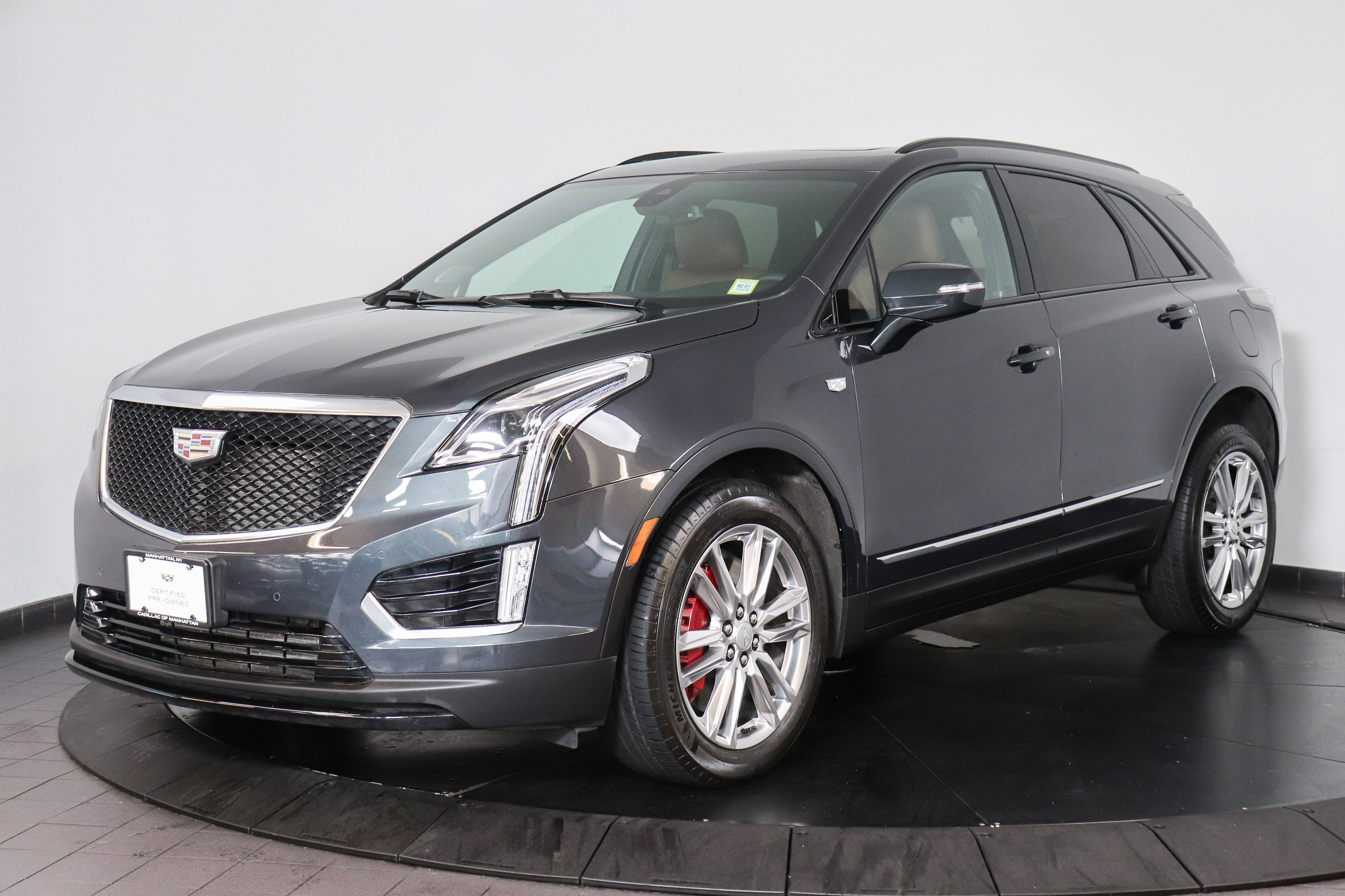 Used 2023 Cadillac XT5 Sportv AWD/4WD image 1