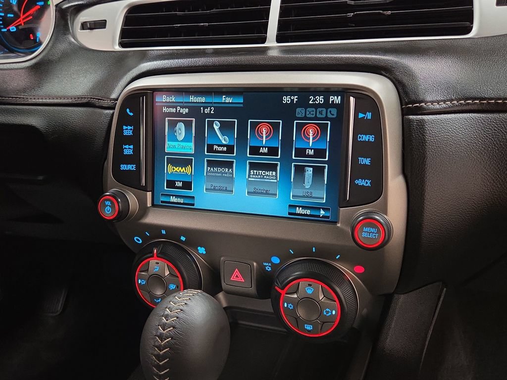 Used 2015 Chevrolet Camaro SS RWD image 13