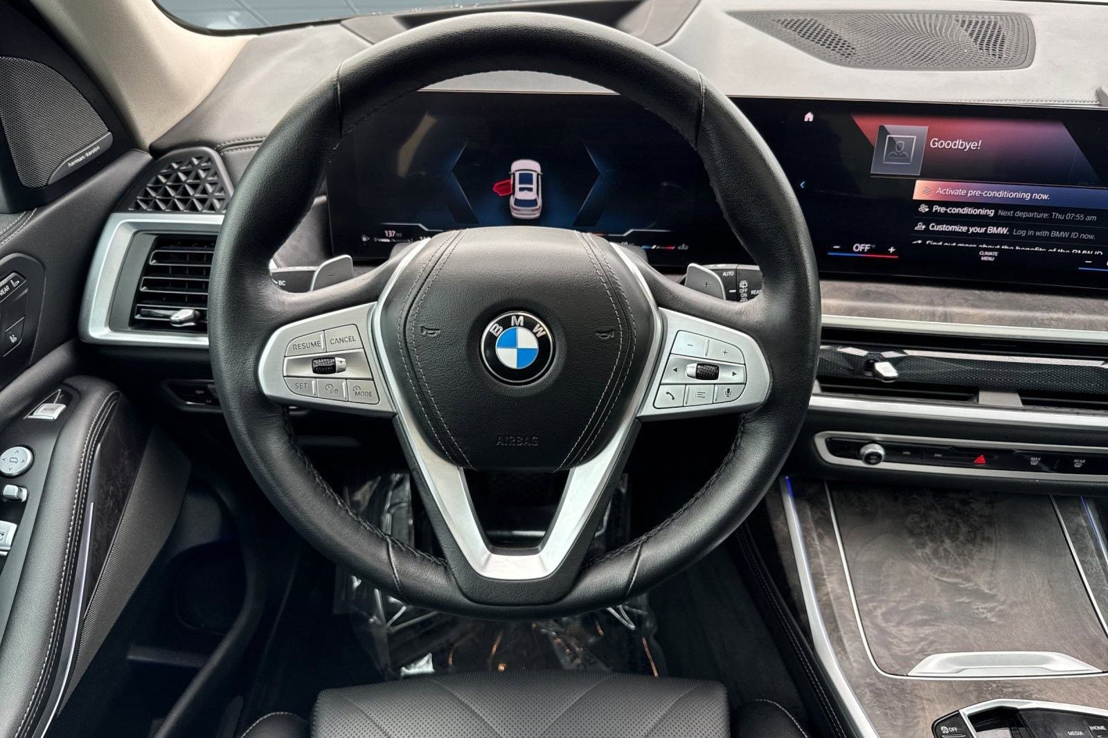 Used 2023 BMW X7 xDrive40i w/ Premium Package image 27