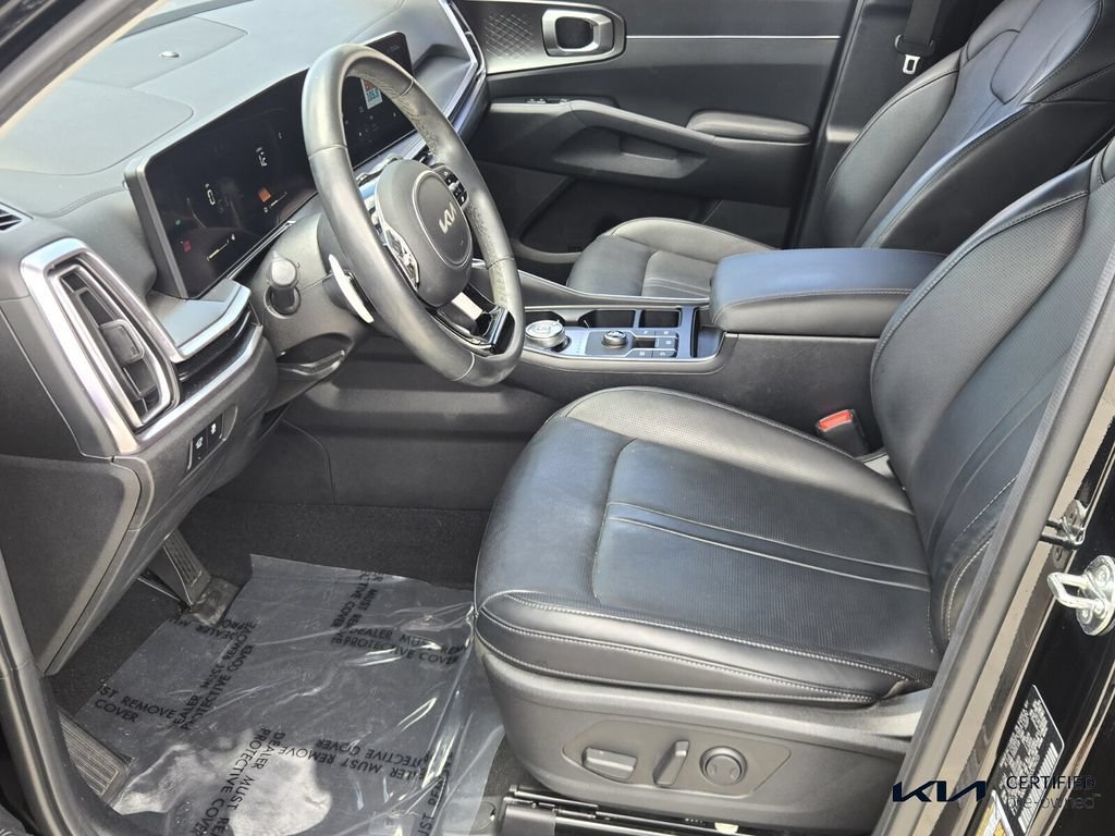 Certified 2025 Kia Sorento EX FWD image 10