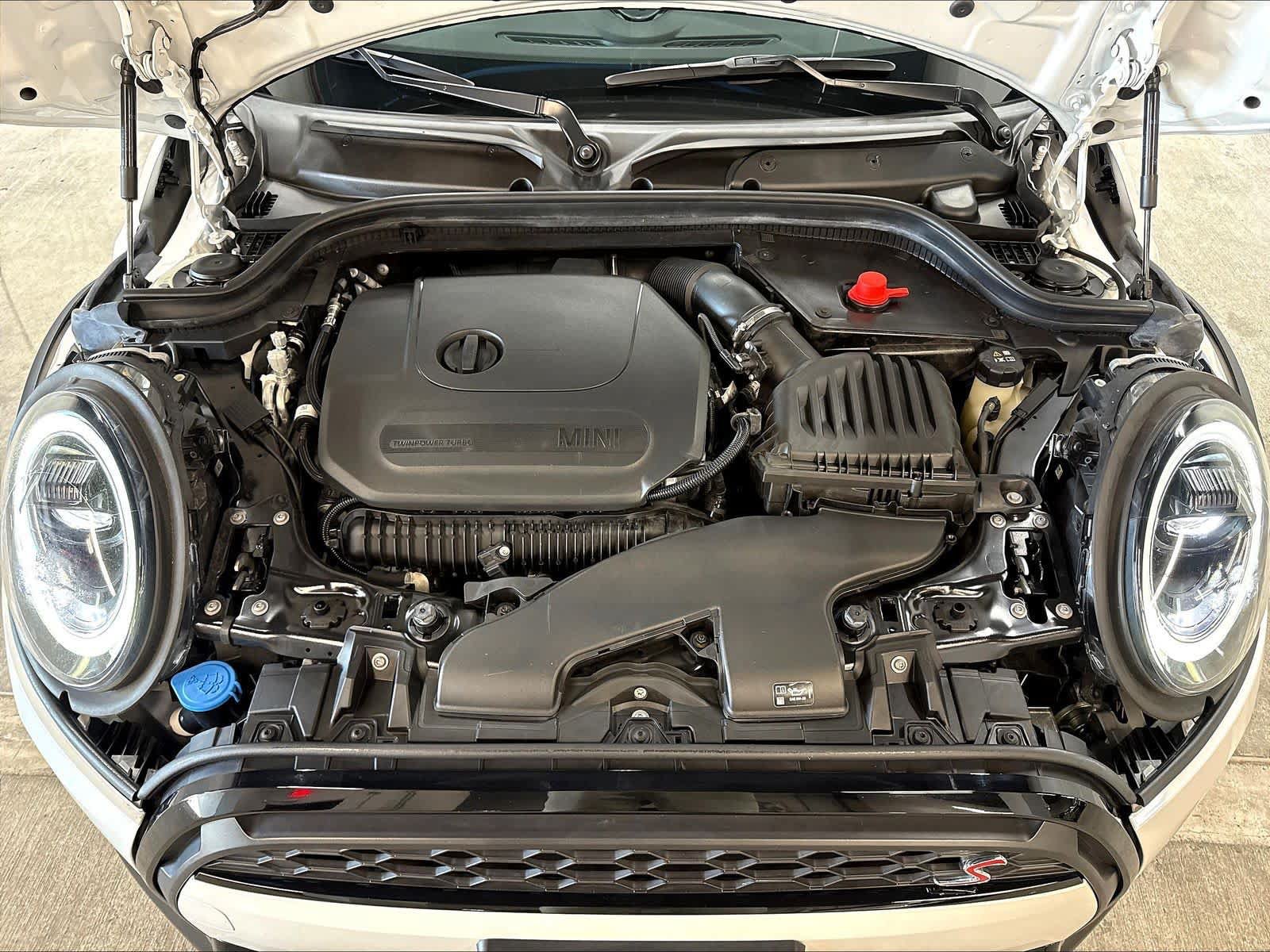 Used 2024 MINI Cooper S w/ Signature Upholstery Package FWD image 29
