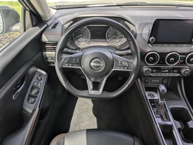 Used 2025 Nissan Sentra SR w/ SR Premium Package FWD image 18