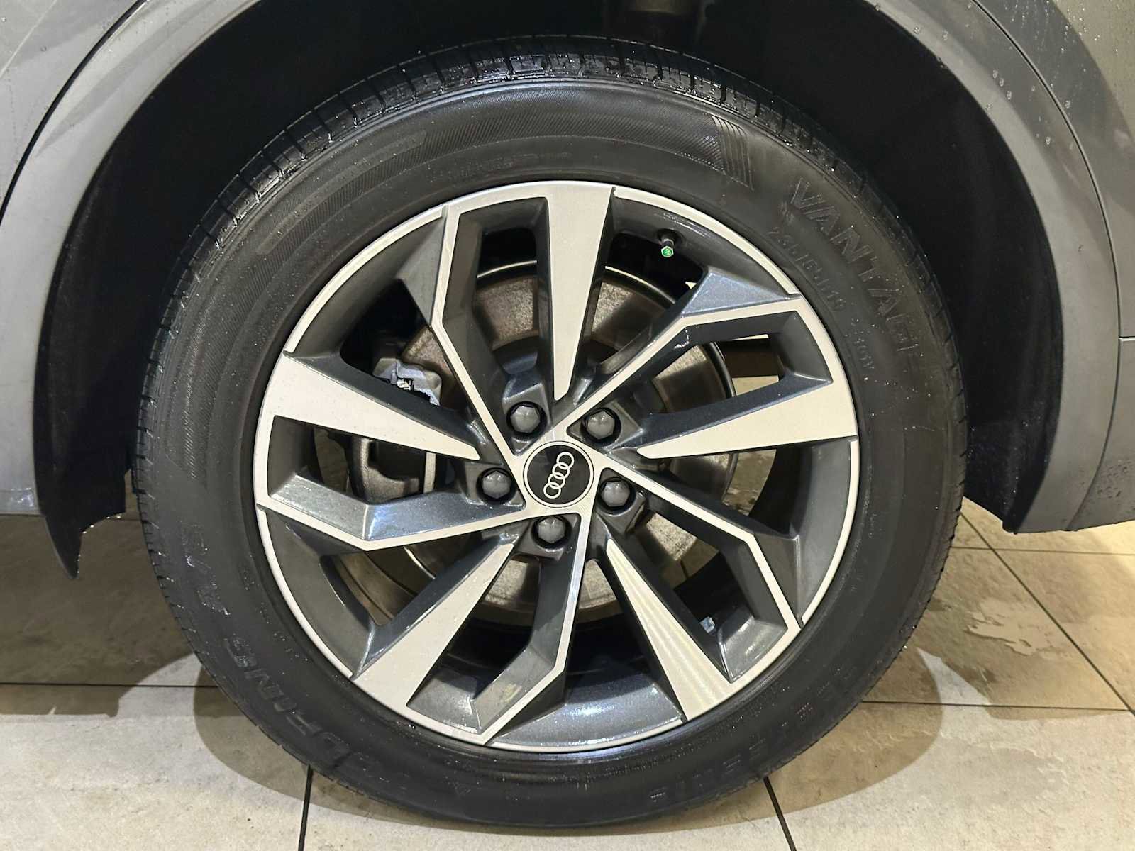 Used 2022 Audi Q5 2.0T Premium Plus image 8