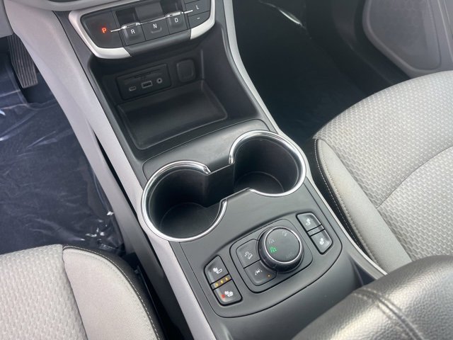 Used 2023 GMC Terrain SLE w/ Driver Convenience Package image 29