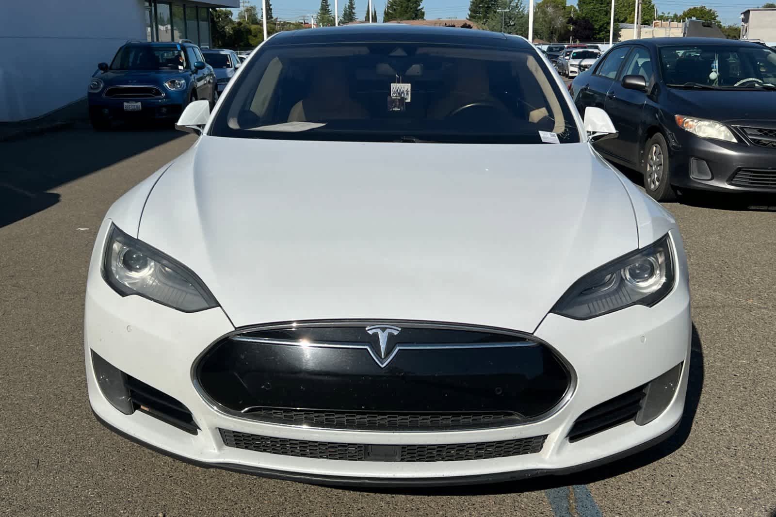 Used 2016 Tesla Model S 70 RWD image 2