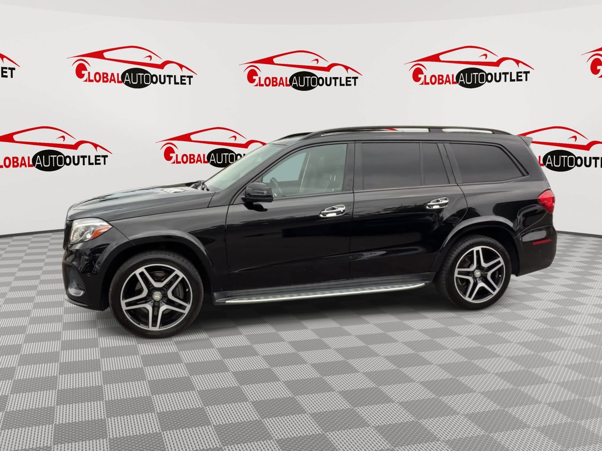 Used 2017 Mercedes-Benz GLS 550 4MATIC image 5