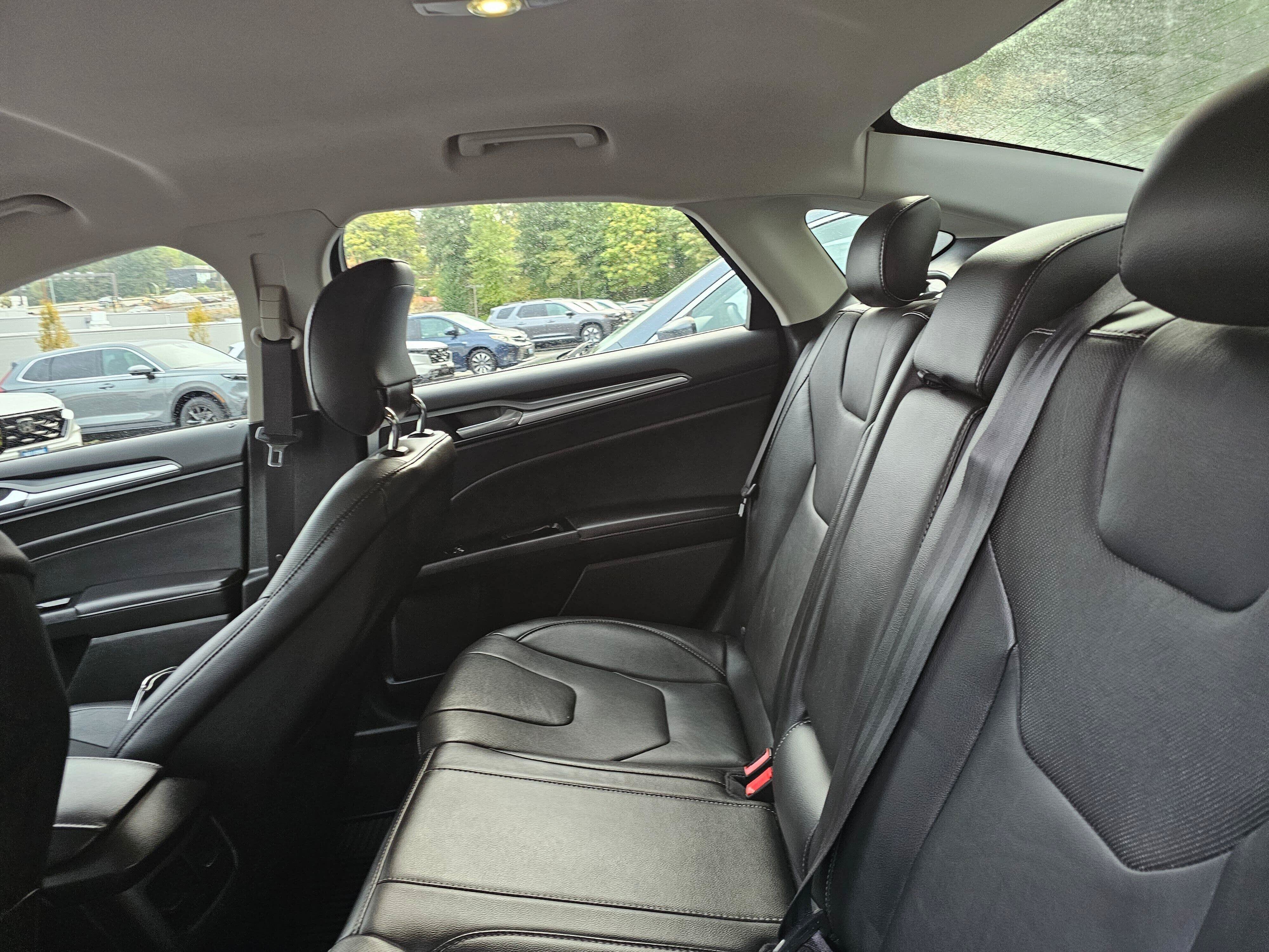 Used 2014 Ford Fusion Titanium FWD image 20