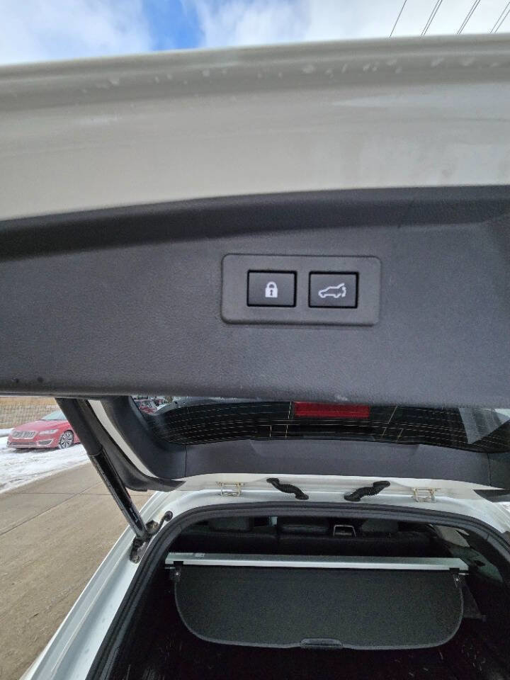 Used 2025 Subaru Outback Limited image 28