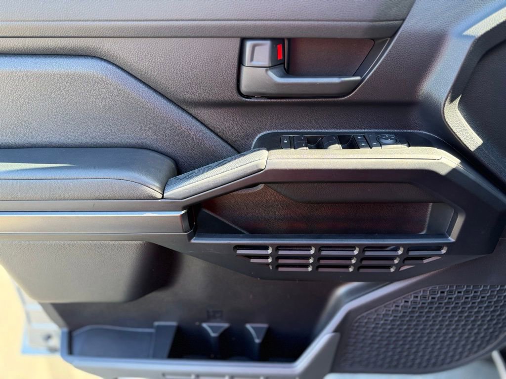 Certified 2025 Toyota 4Runner SR5 image 15