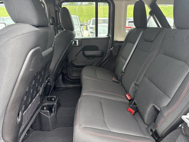 Used 2021 Jeep Wrangler Unlimited Rubicon AWD/4WD image 6