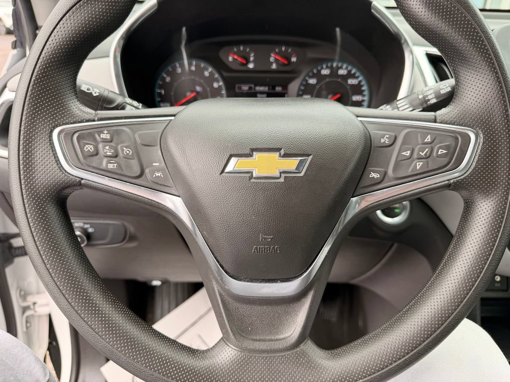 Used 2024 Chevrolet Equinox LS w/ LPO, Floor Liner Package FWD image 17