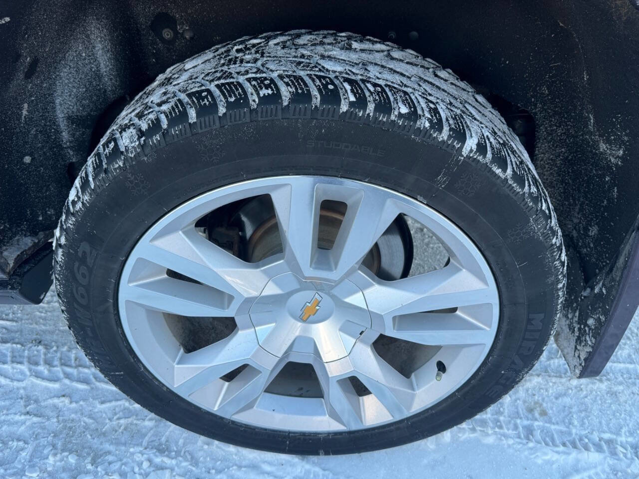 Used 2017 Chevrolet Suburban Premier image 15