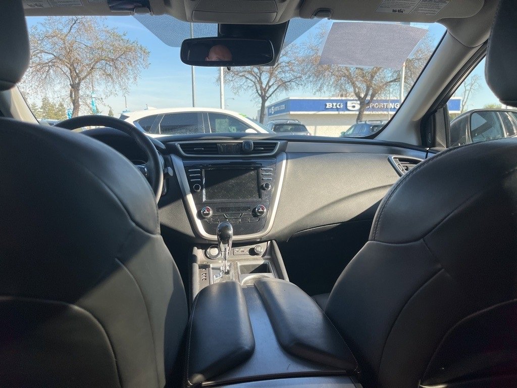 Used 2020 Nissan Murano SV w/ Premium Package image 9