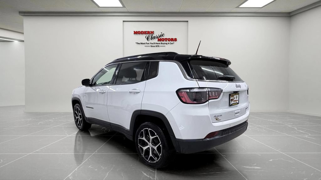 Used 2024 Jeep Compass Limited AWD/4WD image 5