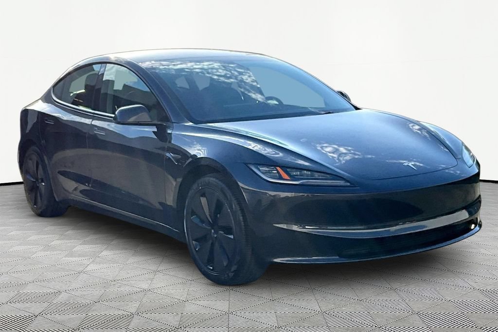 Used 2024 Tesla Model 3 Standard Range RWD image 5