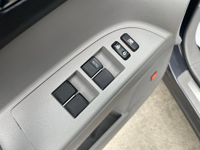 Used 2013 Toyota Highlander Limited FWD image 21