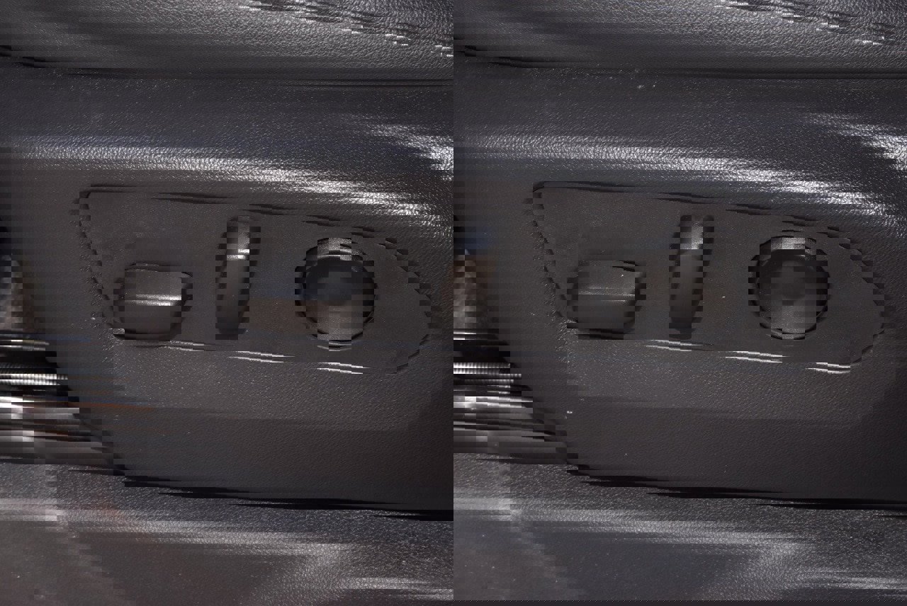 Used 2025 Chevrolet Silverado 2500 LT w/ Safety Package image 34