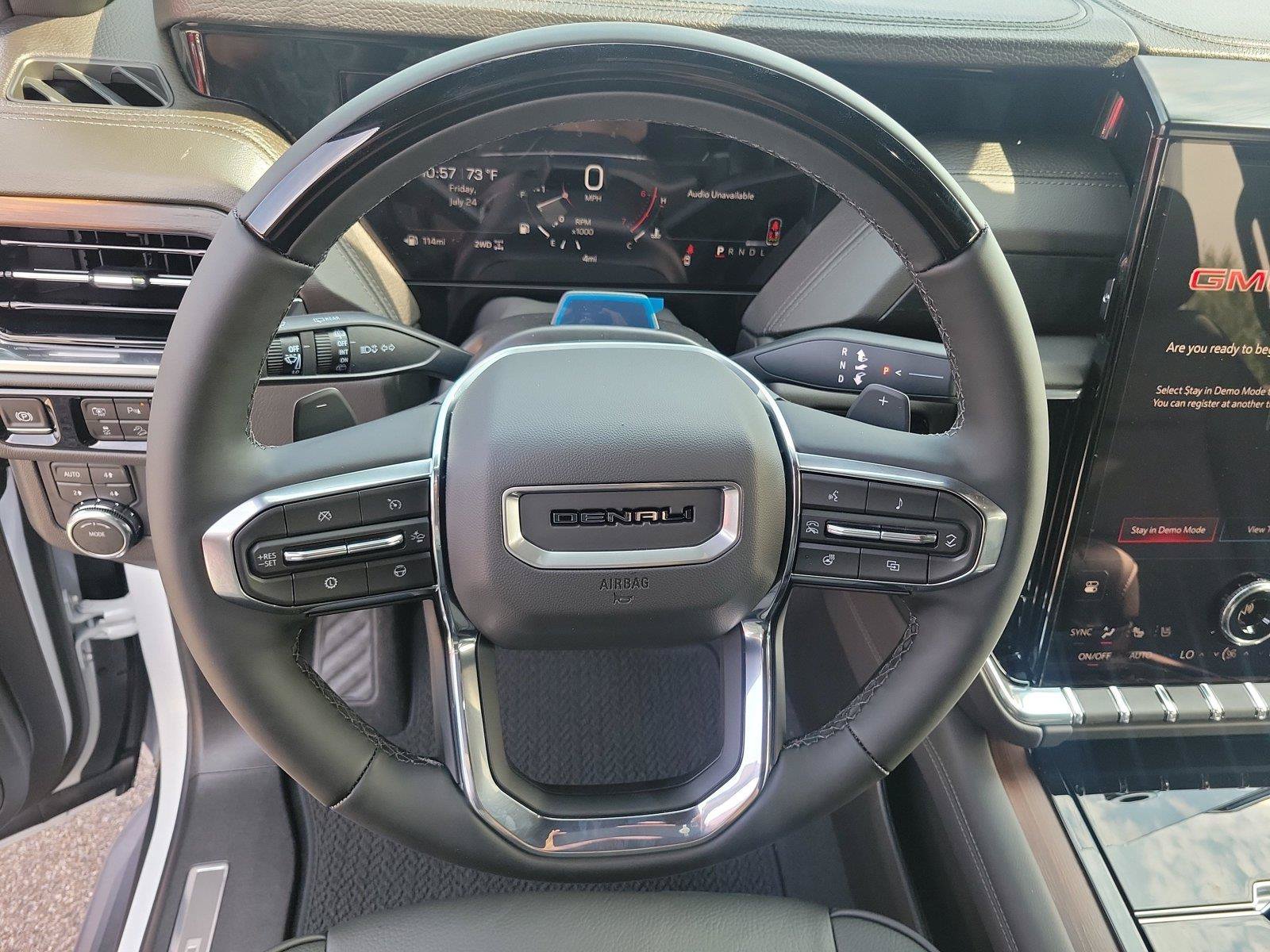 New 2026 GMC Yukon Denali w/ Advanced Technology Package AWD/4WD image 22