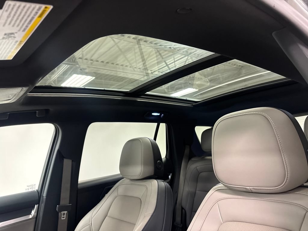 New 2026 GMC Terrain Elevation w/ Elevation Premium Package AWD/4WD image 37