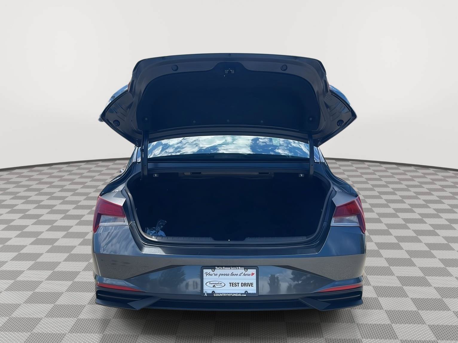 Used 2023 Hyundai Elantra SEL w/ Convenience Package FWD image 34